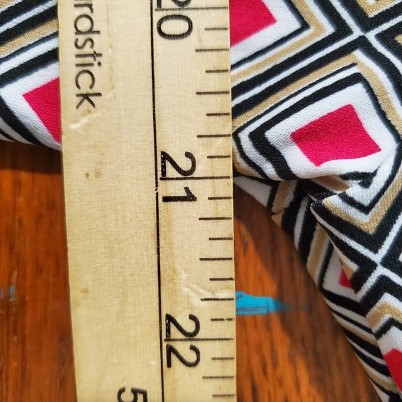 🚫 ROZ & ALI Woman's Top Size L Black Pink Print Zipper - Picture 7 of 7